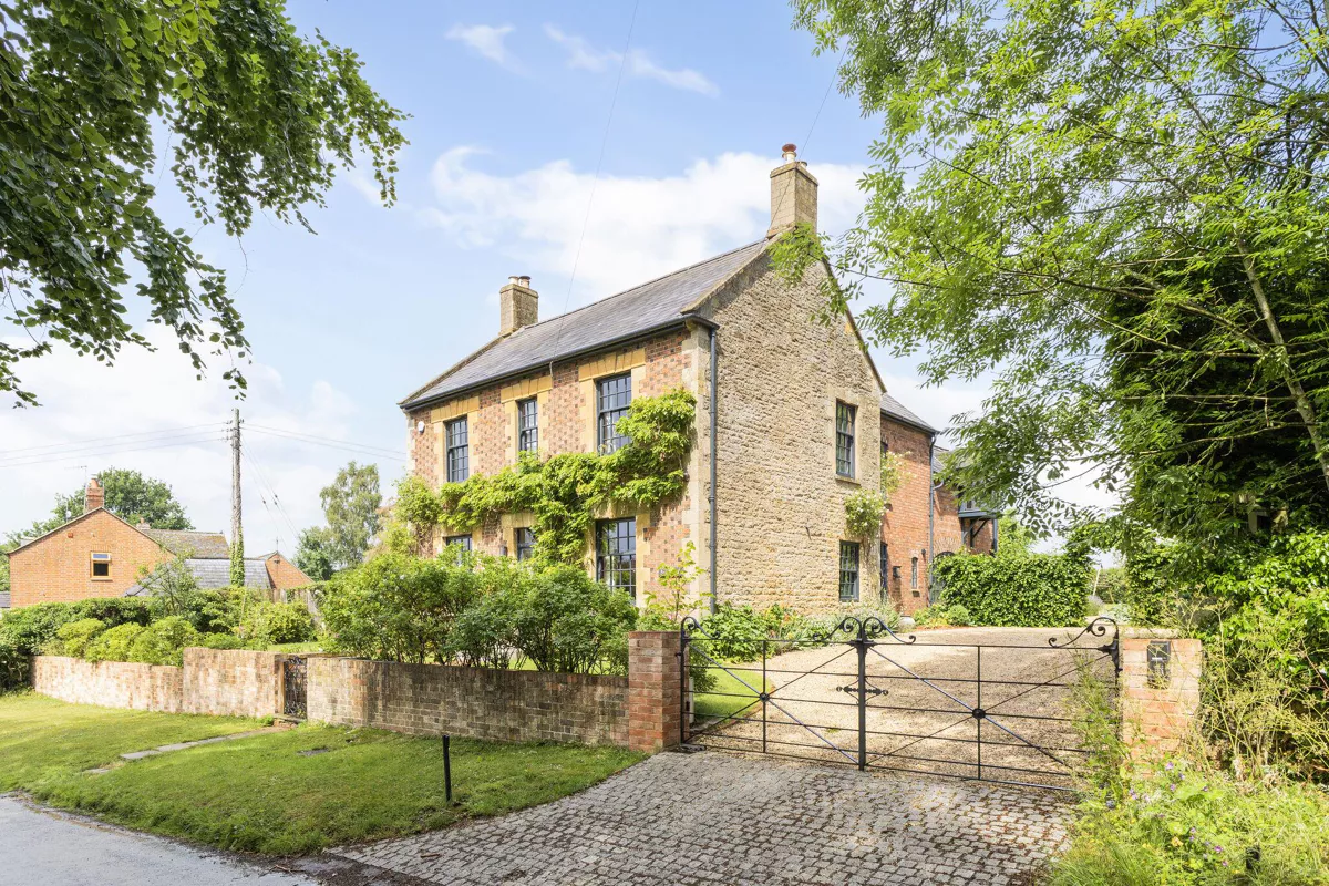 how to buy a house at auction with mortgage